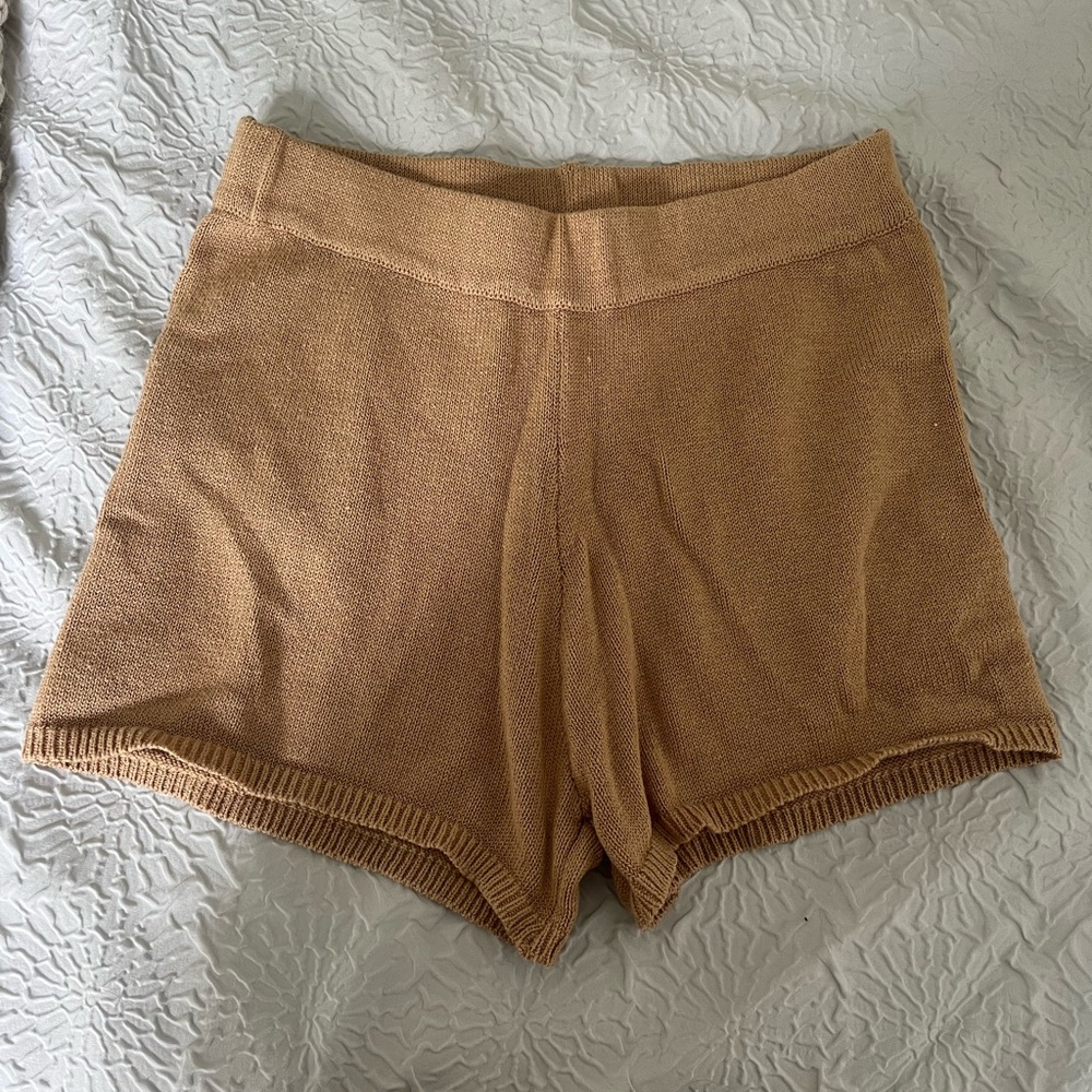 Lulus lounge shorts, Size M